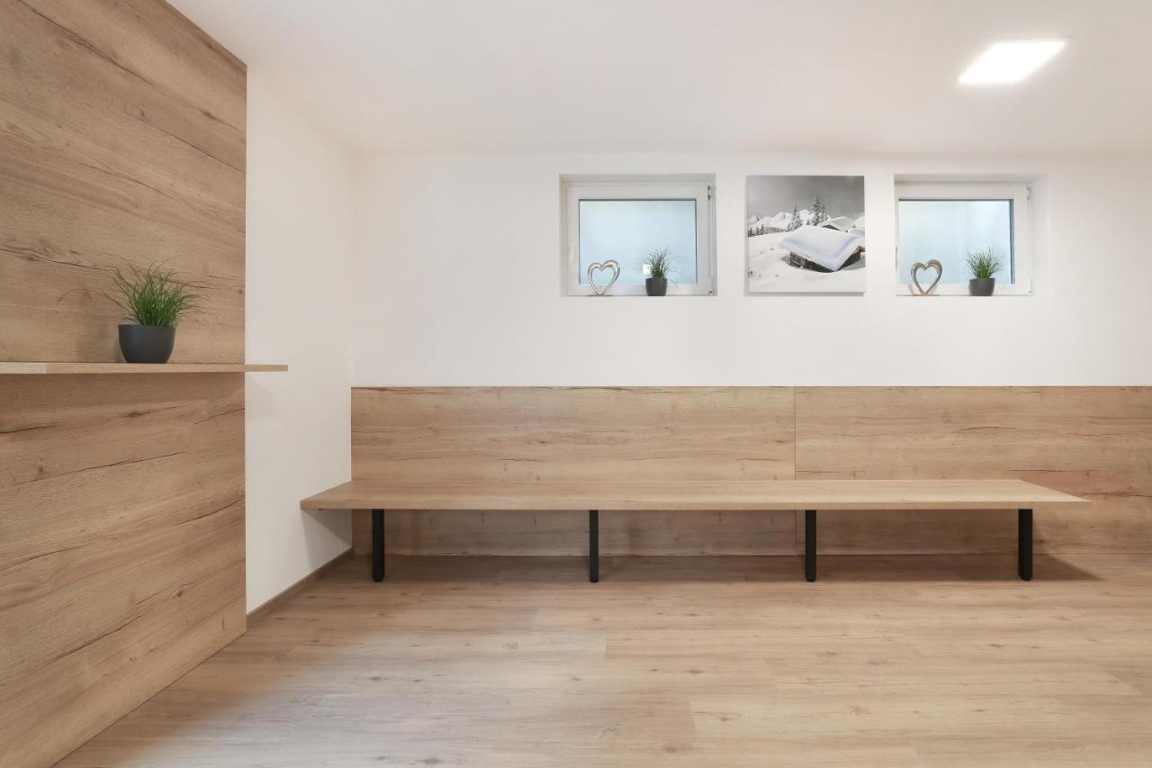 Apart Alina Schwendau Luaran gambar