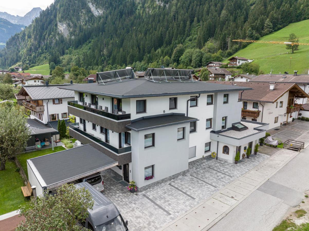 Apart Alina Schwendau Luaran gambar